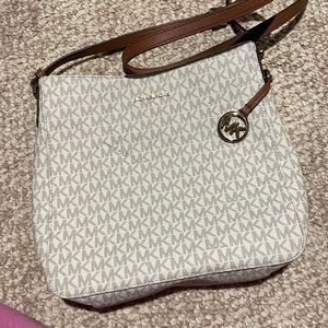 Small scuffs as shown in photo. Otherwise, very clean. EUC.